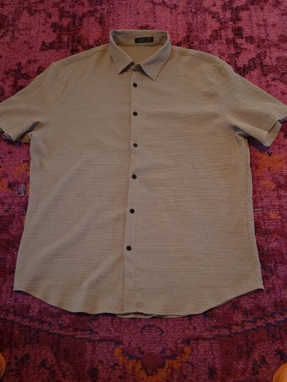SHEIN Men's Short-Sleeve Button-Down Shirt in Beige Taupe